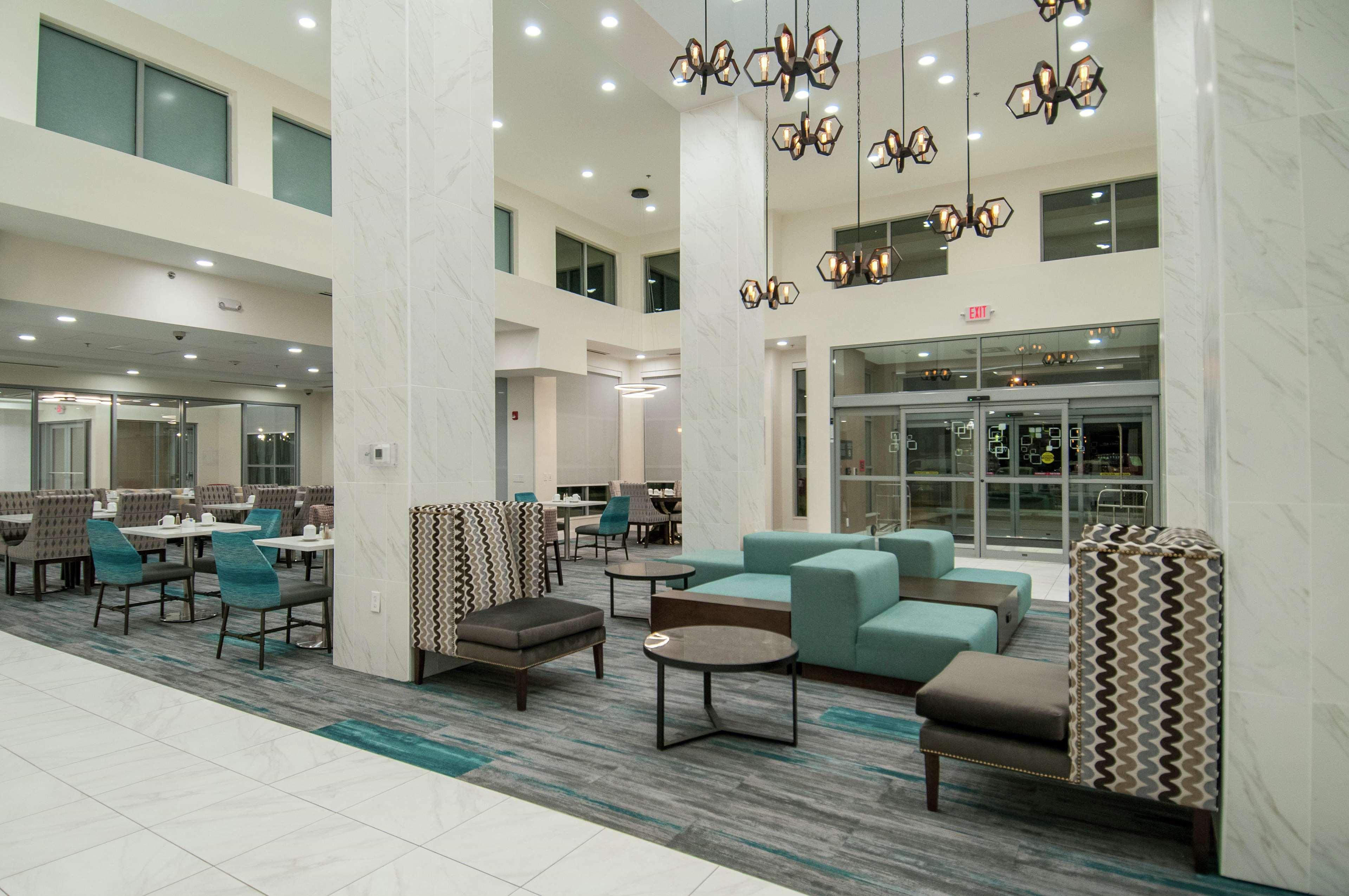Hilton Garden Inn Jackson/קלינטון מראה חיצוני תמונה
