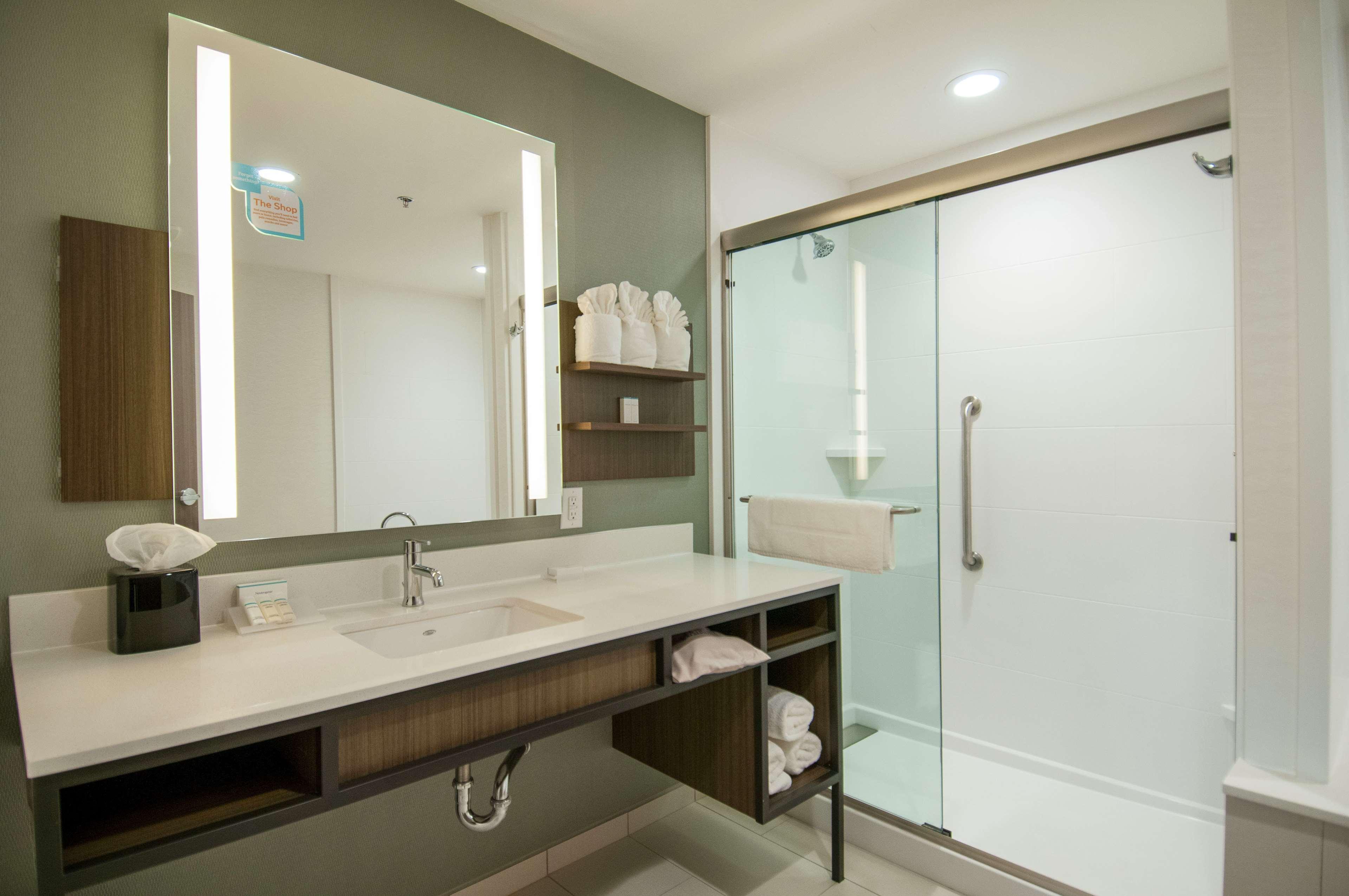 Hilton Garden Inn Jackson/קלינטון מראה חיצוני תמונה