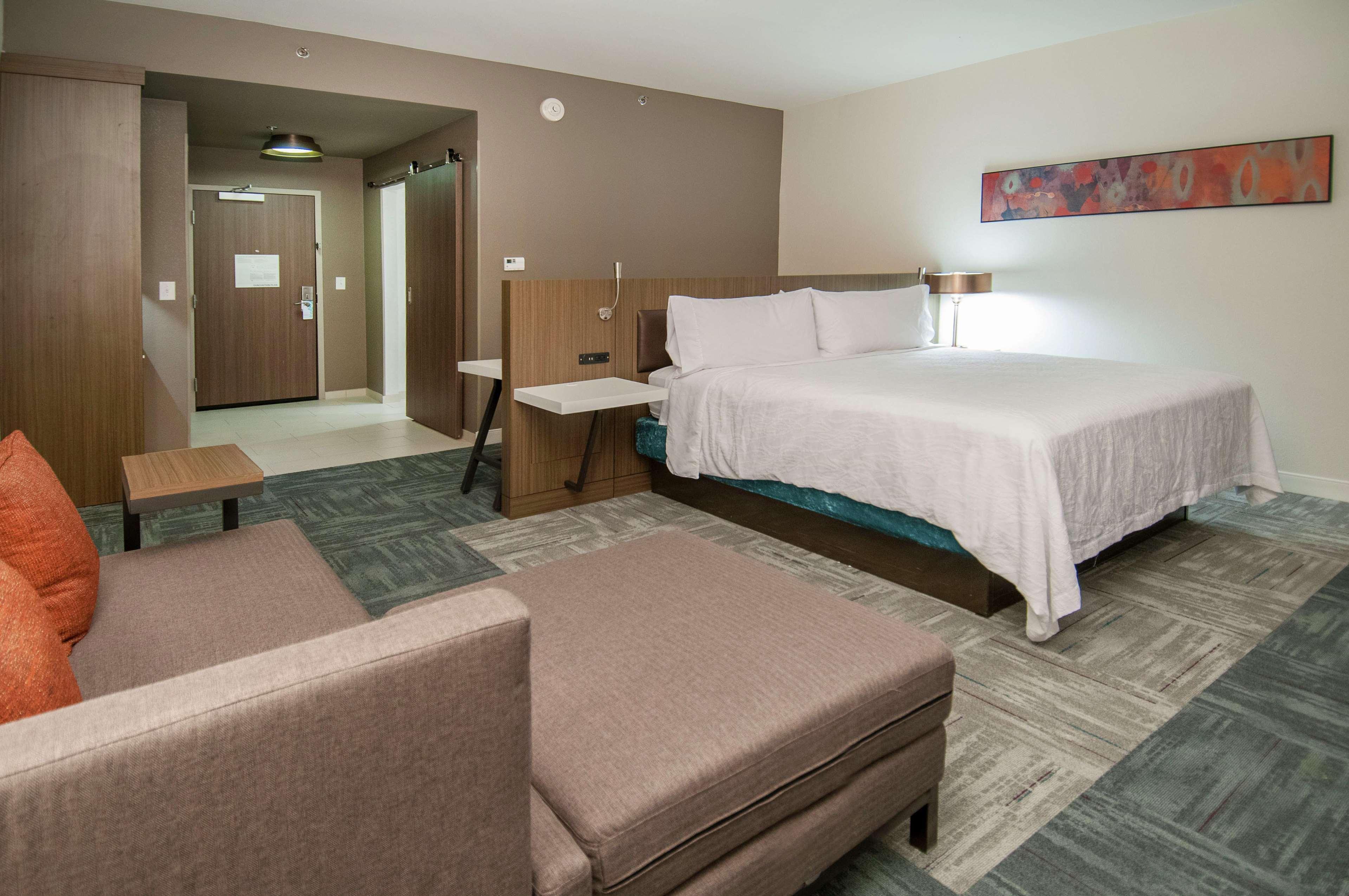 Hilton Garden Inn Jackson/קלינטון מראה חיצוני תמונה