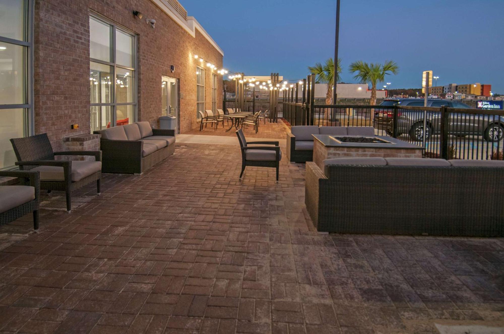 Hilton Garden Inn Jackson/קלינטון מראה חיצוני תמונה